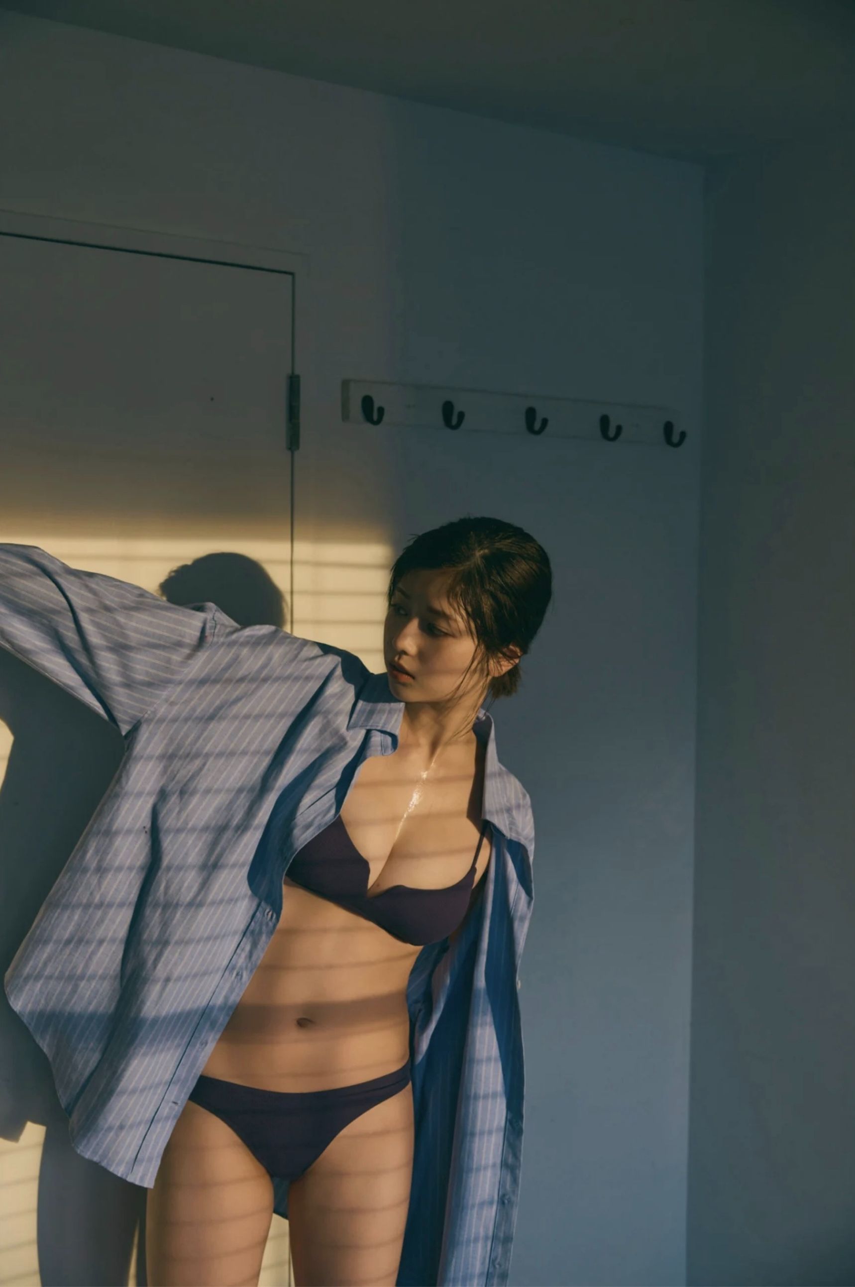 冴木柚葉のFカップエロ画像302枚!巨乳すぎるブランチ娘が即抜ける