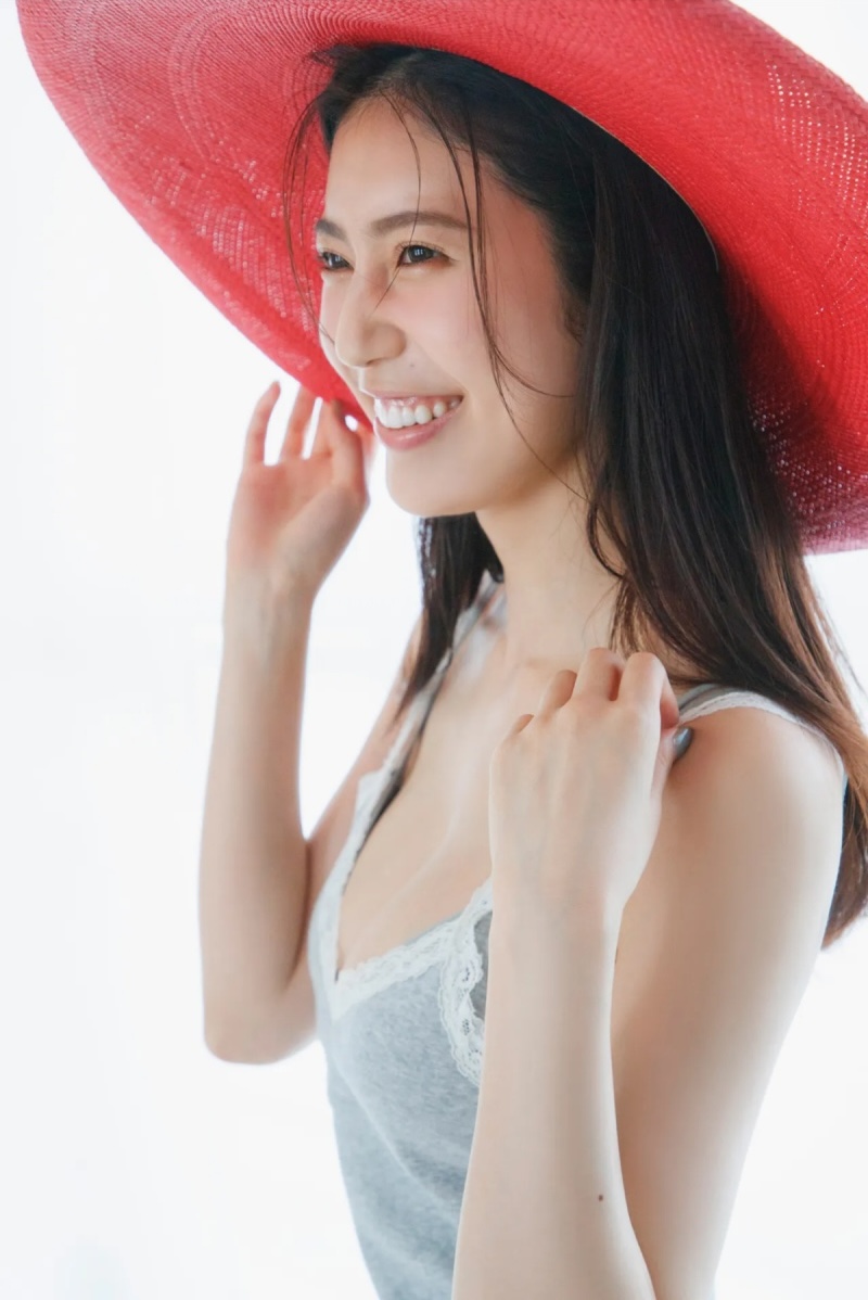 阿部なつきの推定Fカップエロ画像128枚！巨乳すぎる令和の峰不二子