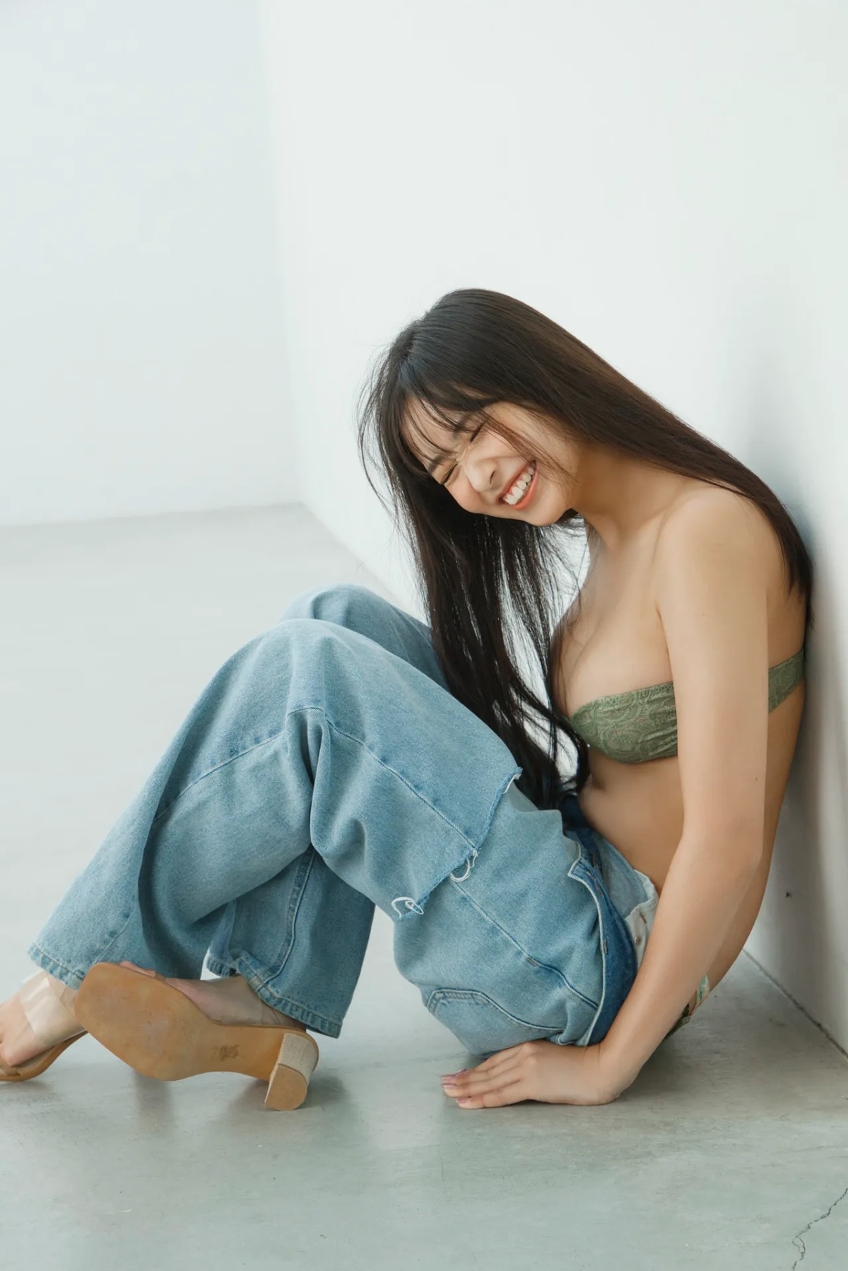溝端葵の推定Hカップエロ画像344枚！神乳すぎて即抜ける究極ボディ
