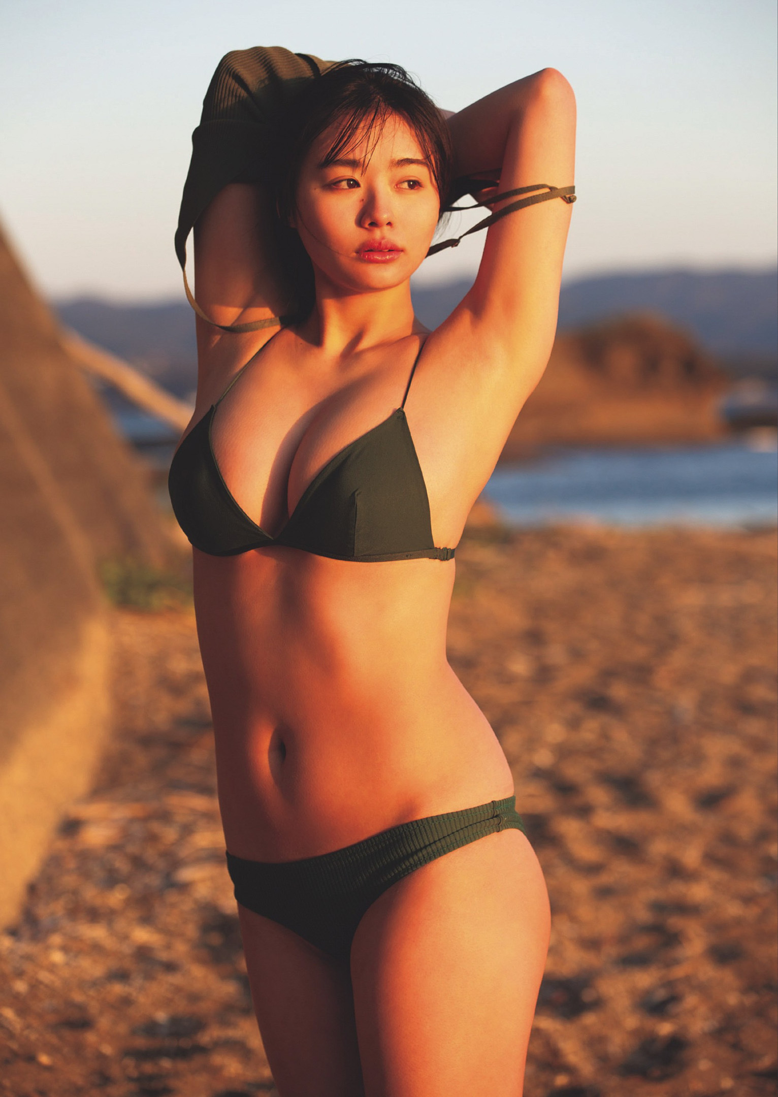 豊島心桜の推定Gカップエロ画像131枚！“グラビア界のラスボス”降臨