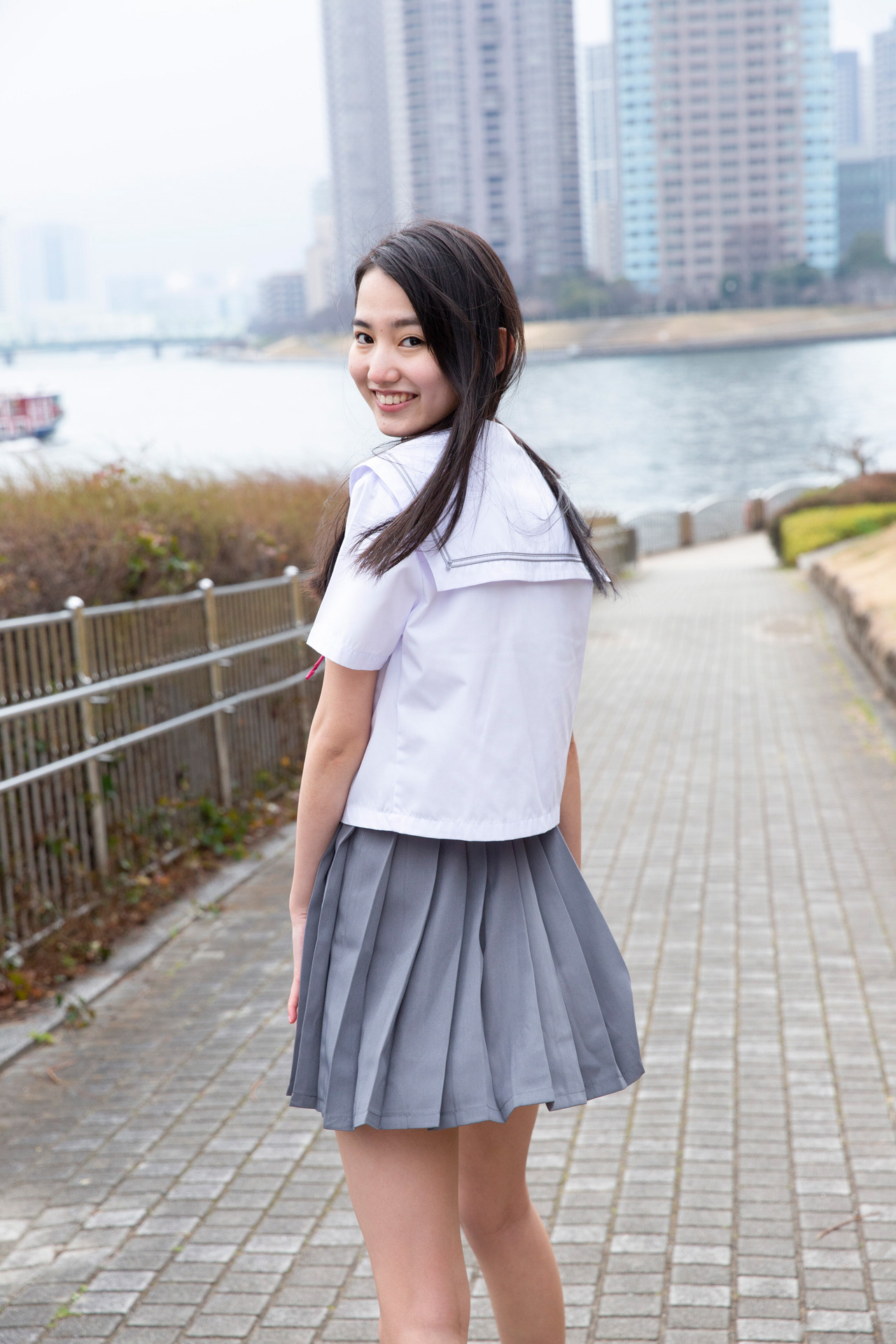 黒木麗奈のCカップエロ画像163枚!“菜々緒2世”と称される9頭身美女