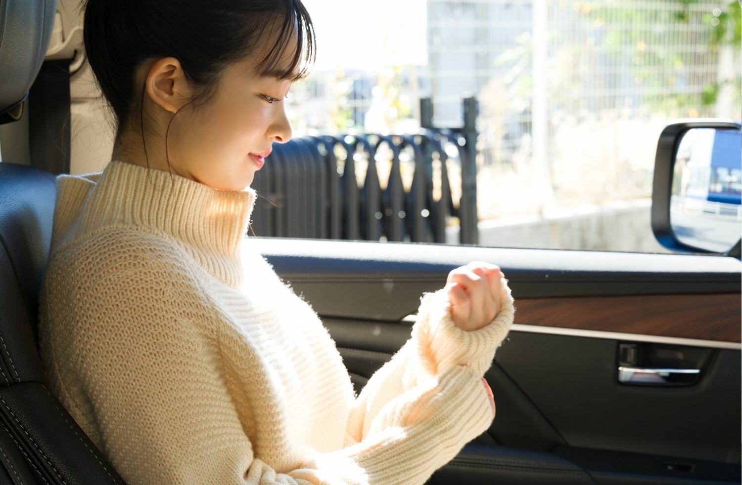 海津雪乃の推定Dカップエロ画像265枚！かわいすぎるビール売り子！