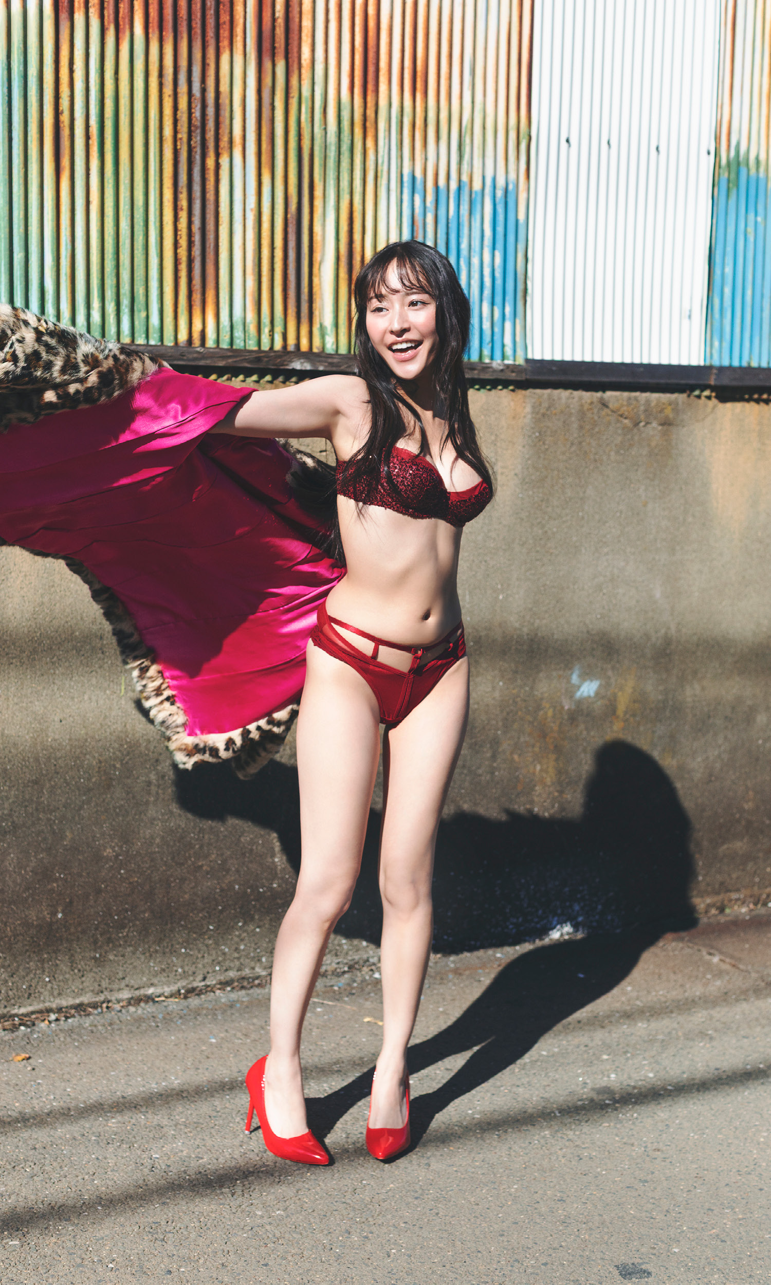 高崎かなみのEカップエロ画像252枚！“無敵のグラドル”がヤバすぎる