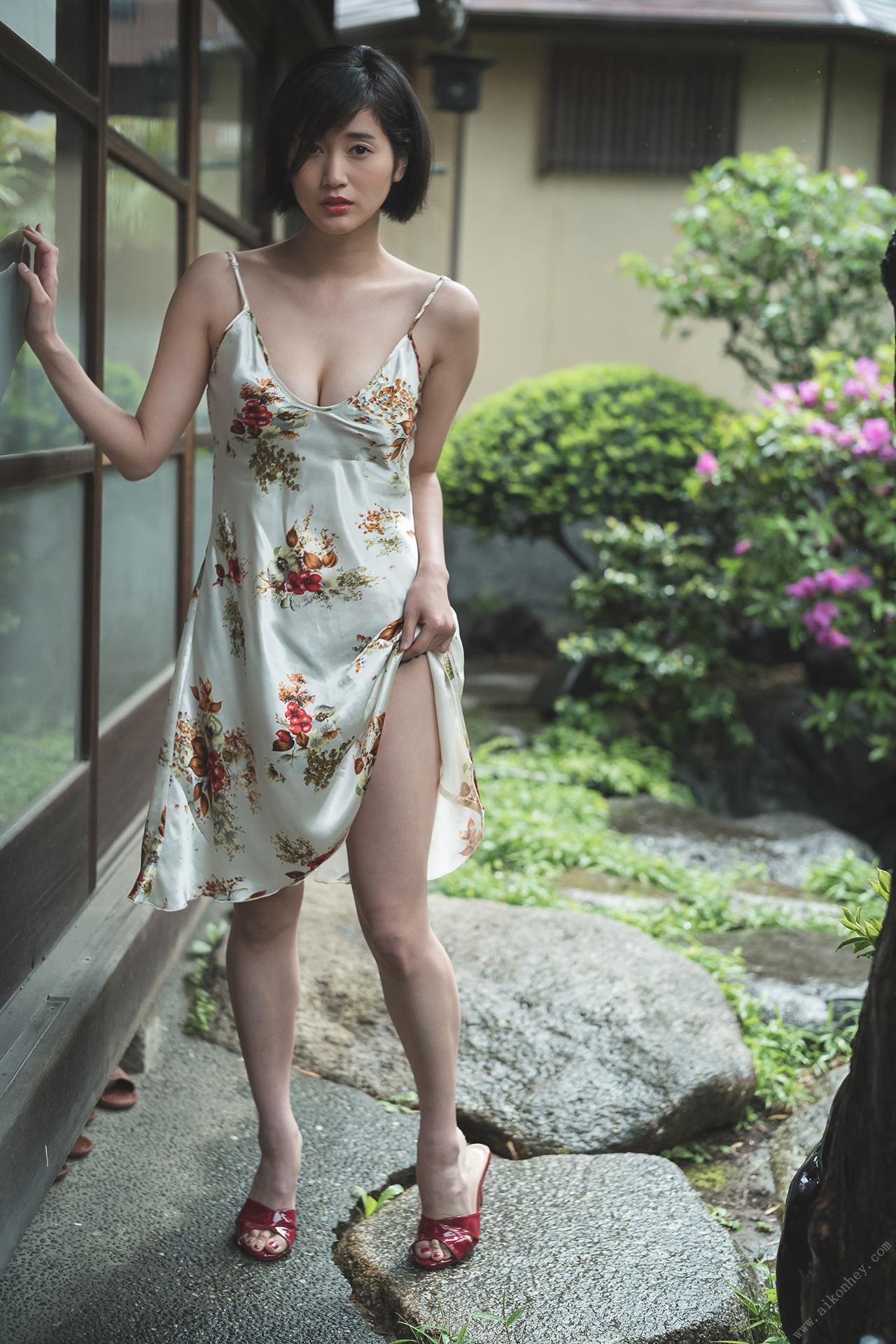 出口亜梨沙のGカップエロ画像511枚！早朝から巨乳すぎたリポーター