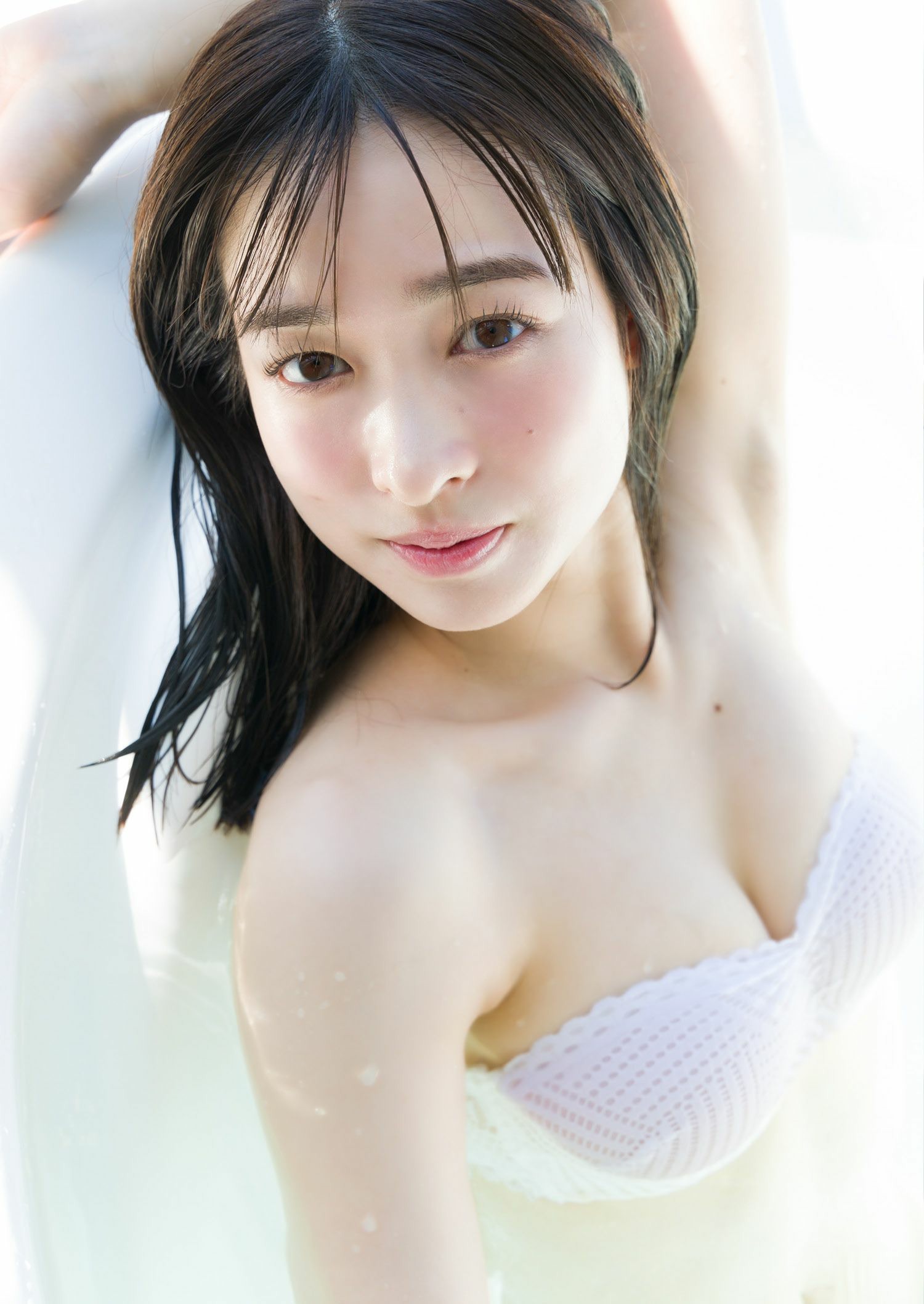 海津雪乃の推定Dカップエロ画像265枚！かわいすぎるビール売り子！