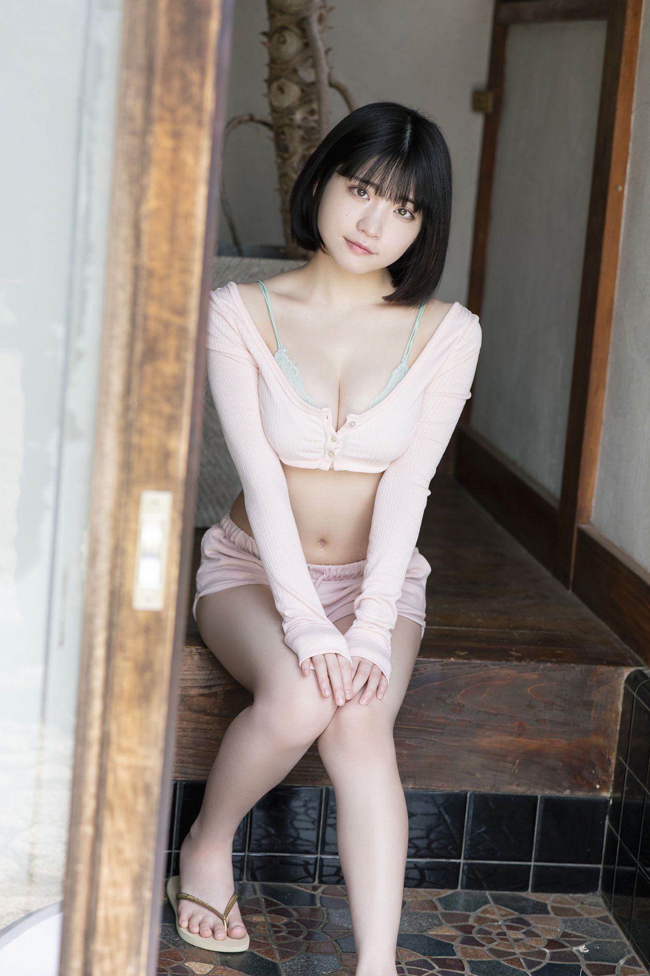 根本凪のGカップエロ画像430枚！巨乳グラドル×Vtuberの凄いカラダ