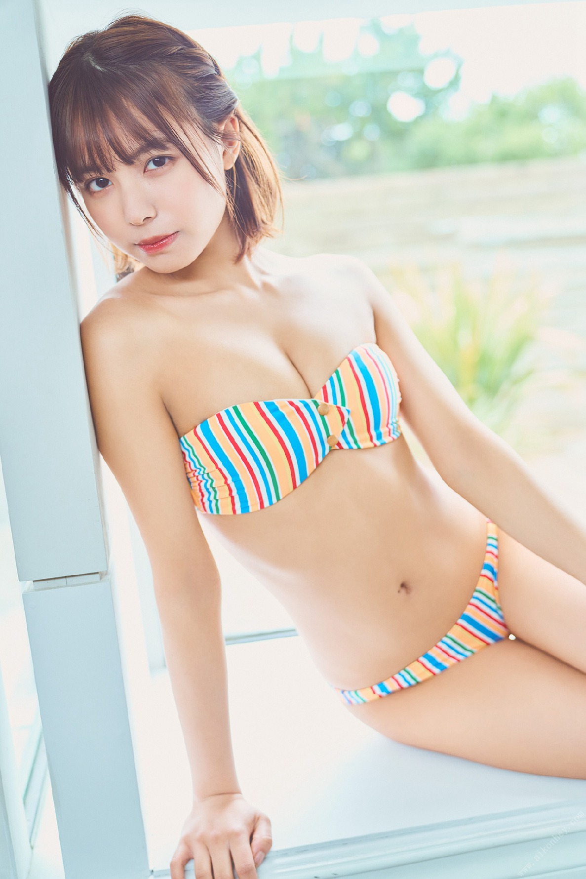 宮崎あみさの推定Cカップエロ画像226枚！小悪魔的白肌ハーフ美女！