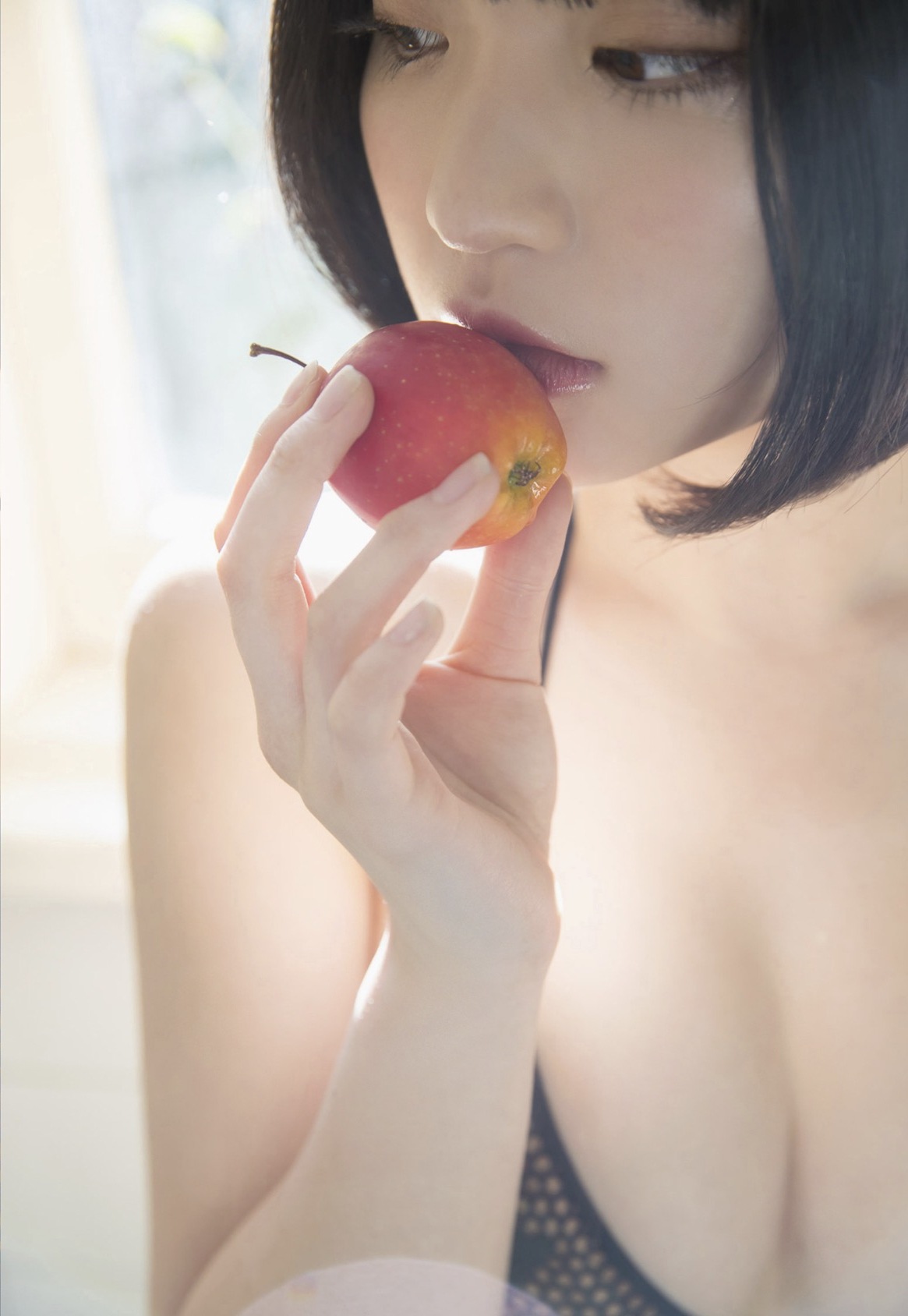根本凪のGカップエロ画像430枚！巨乳グラドル×Vtuberの凄いカラダ