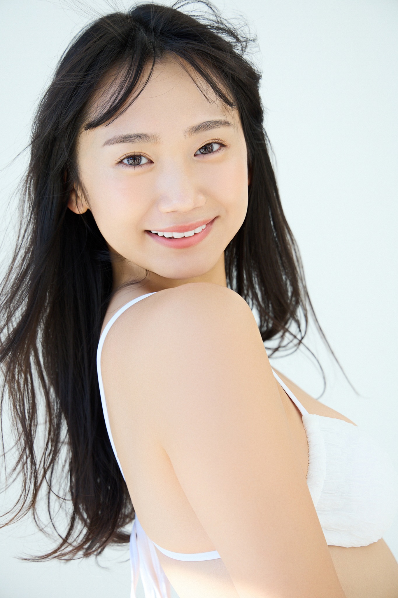 相沢菜々子のEカップエロ画像469枚！ヨダレものの9頭身ガチエロRQ