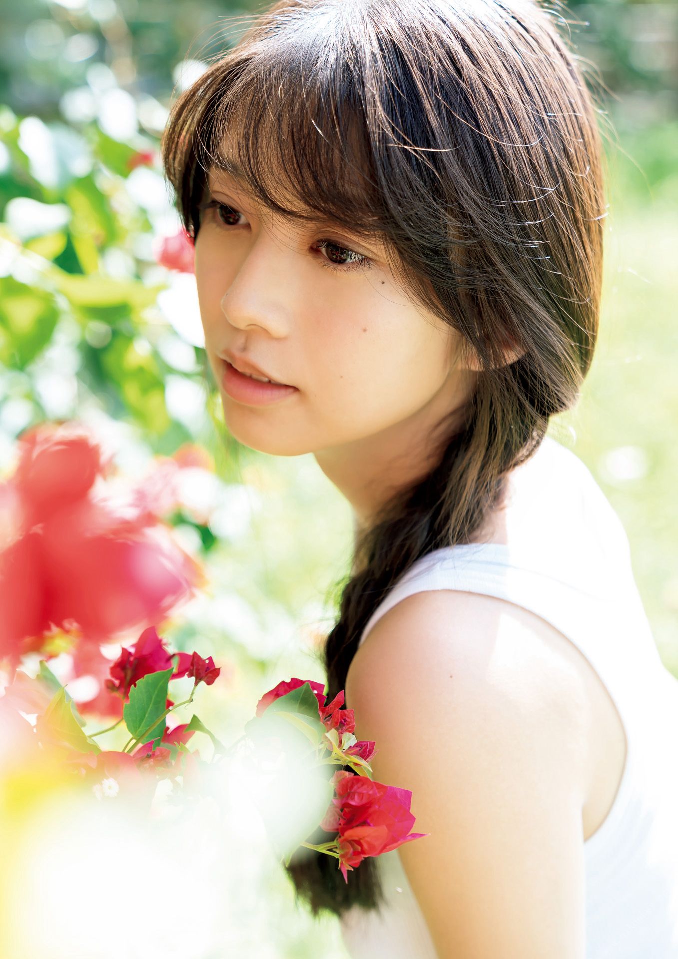 牧野真莉愛のDカップエロ画像300枚！モー娘。美女の即シコ美ボディ
